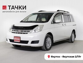 Toyota ISis 2010 в автосалоне Тачки Якутск