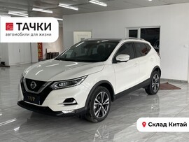 Nissan Qashqai 2022 в автосалоне Тачки Китай