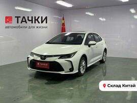 Toyota Corolla 2022 в автосалоне Тачки Китай