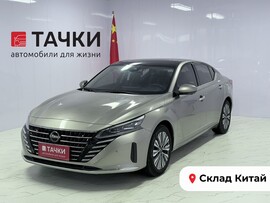 Nissan Altima 2022 в автосалоне Тачки Китай