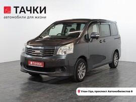 Toyota Noah 2010 в автосалоне Тачки Улан-Удэ