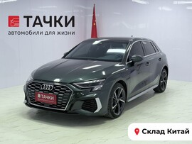 Audi A3 2022 в автосалоне Тачки Китай