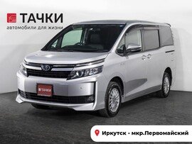 Toyota Voxy 2014 в автосалоне Тачки Иркутск
