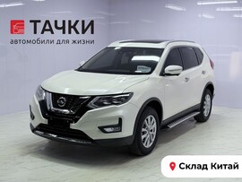 Nissan X-Trail 2023 в автосалоне Тачки Китай