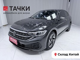 Volkswagen Sagitar L 2022 в автосалоне Тачки Китай