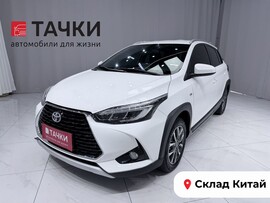 Toyota Yaris 2022 в автосалоне Тачки Китай