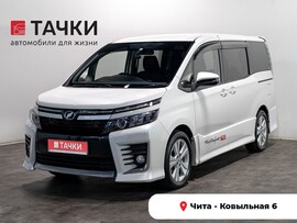 Toyota Voxy 2014 в автосалоне Тачки Чита