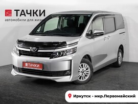 Toyota Voxy 2017 в автосалоне Тачки Иркутск