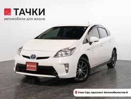 Toyota Prius 2015 в автосалоне Тачки Улан-Удэ