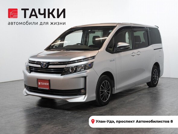 Toyota Voxy 2014 в автосалоне Тачки Улан-Удэ