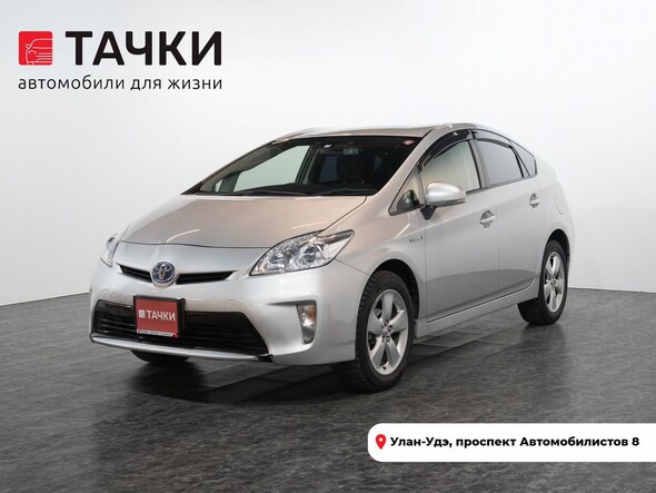 Toyota Prius 2015 в автосалоне Тачки Улан-Удэ