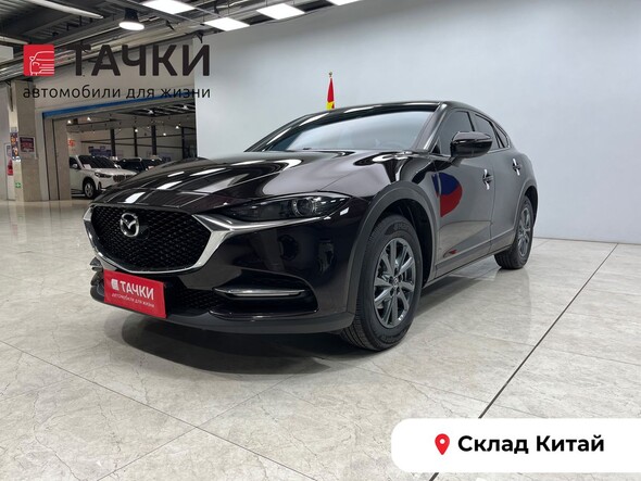 Mazda CX-4 2022 в автосалоне Тачки Китай