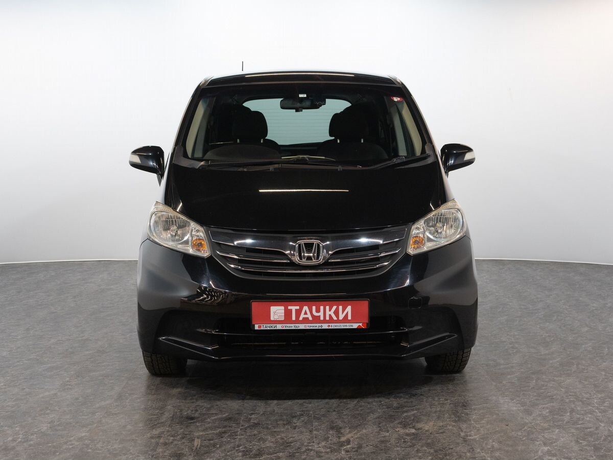 Honda Freed 2012 - фото автомобиля