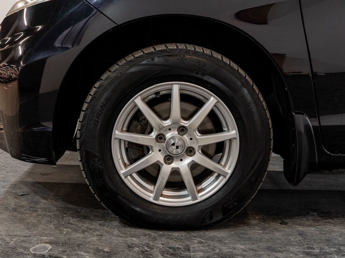 Honda Freed 2012 - фото автомобиля