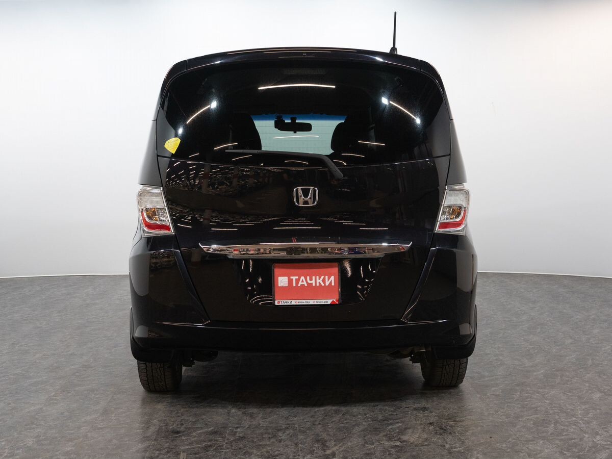Honda Freed 2012 - фото автомобиля