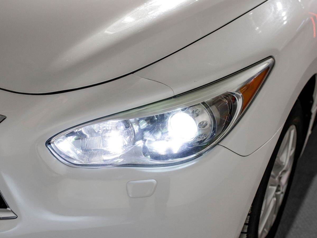 Infiniti JX35 2013 - фото автомобиля