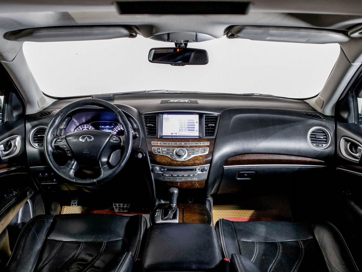 Infiniti JX35 2013 - фото автомобиля