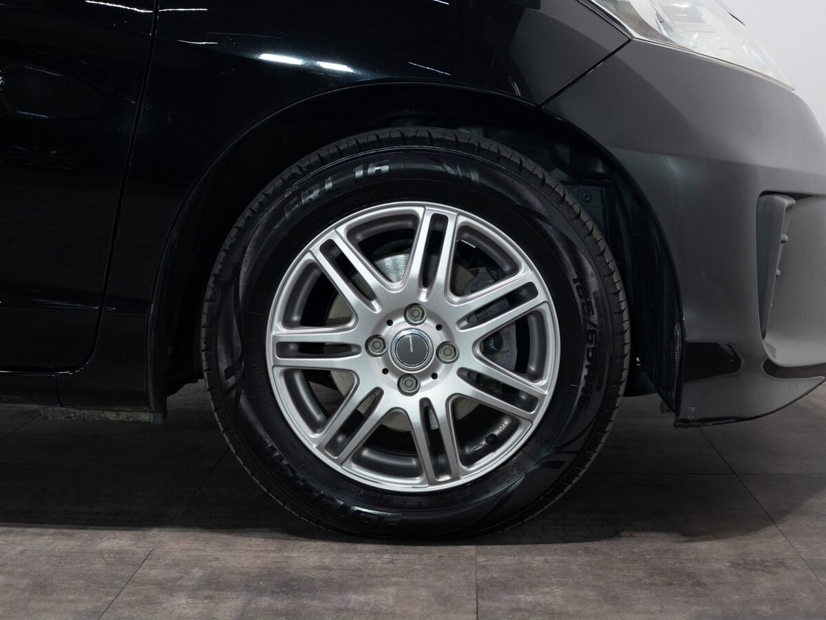 Honda Freed 2015 - фото автомобиля