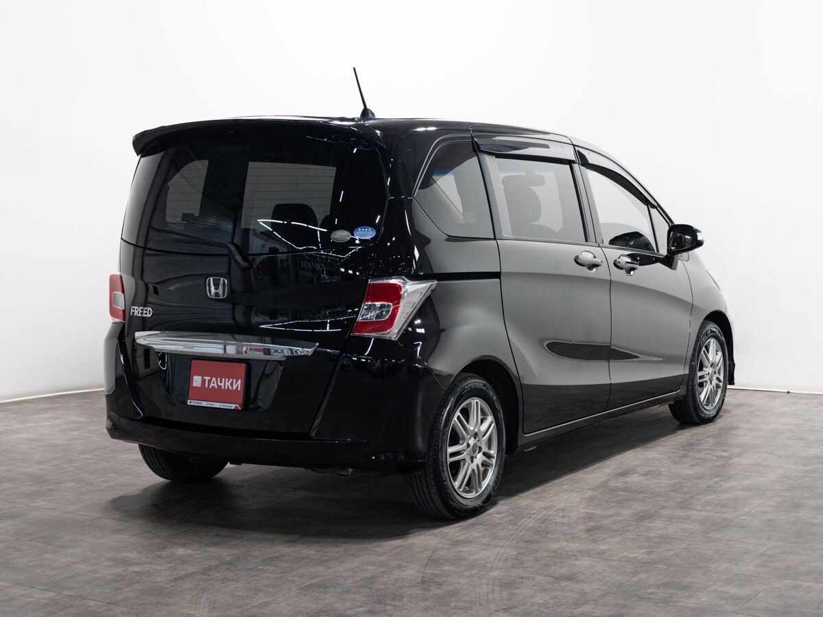 Honda Freed 2015 - фото автомобиля