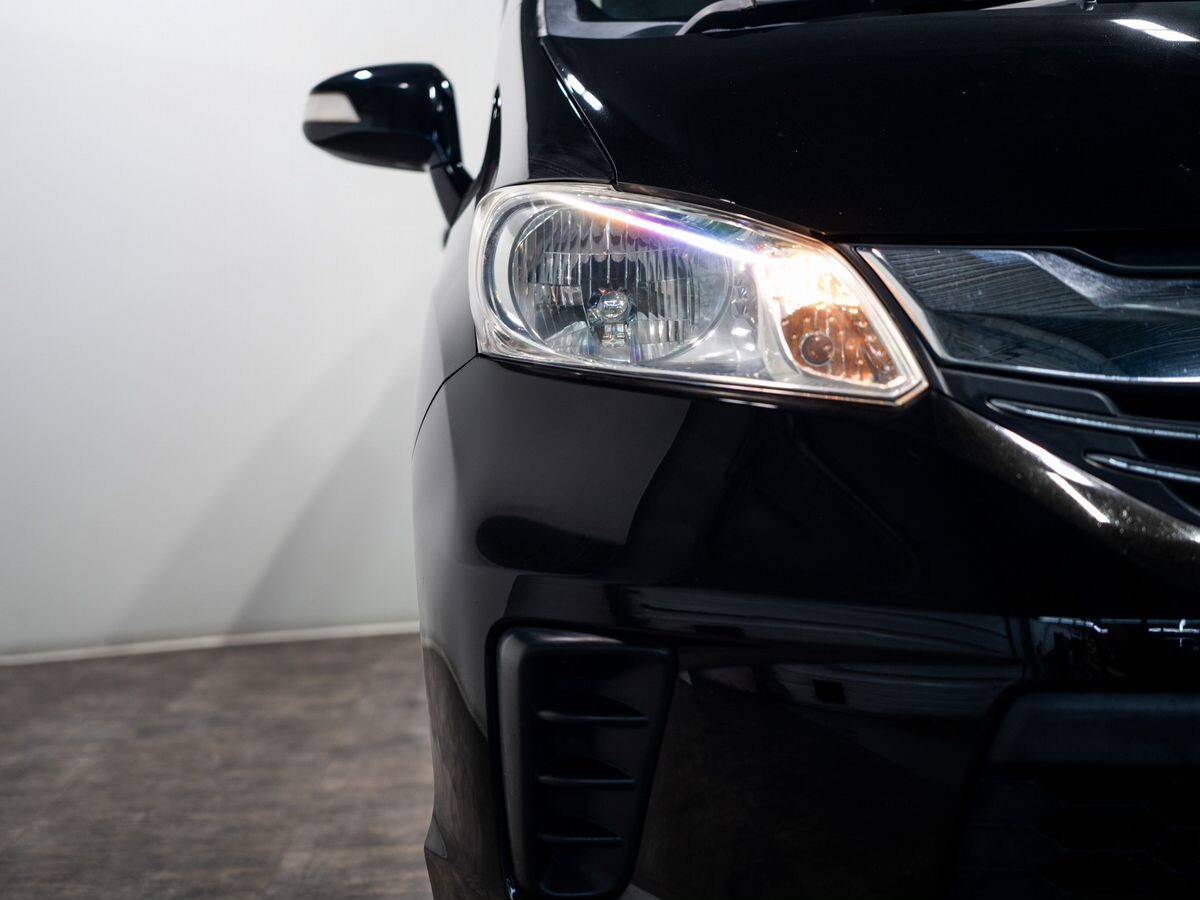 Honda Freed 2015 - фото автомобиля