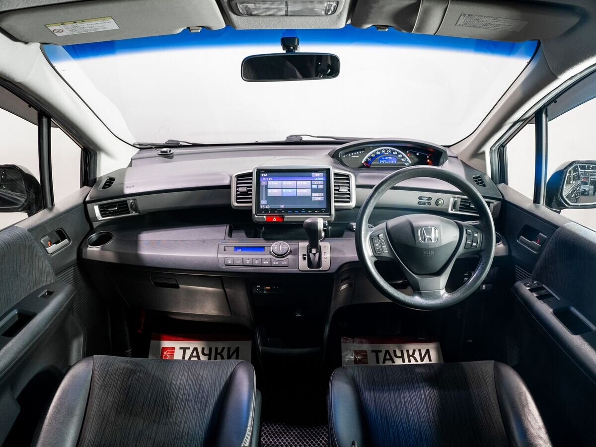 Honda Freed 2015 - фото автомобиля
