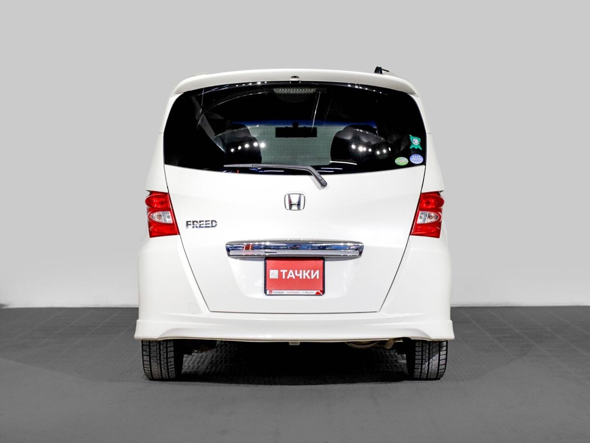 Honda Freed 2011 - фото автомобиля