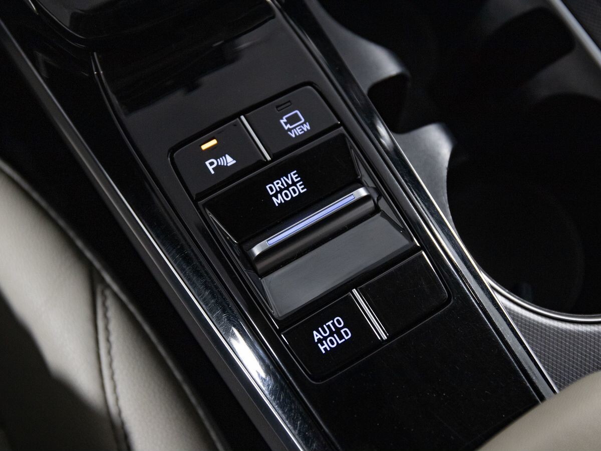 Hyundai Sonata 2021 - фото автомобиля