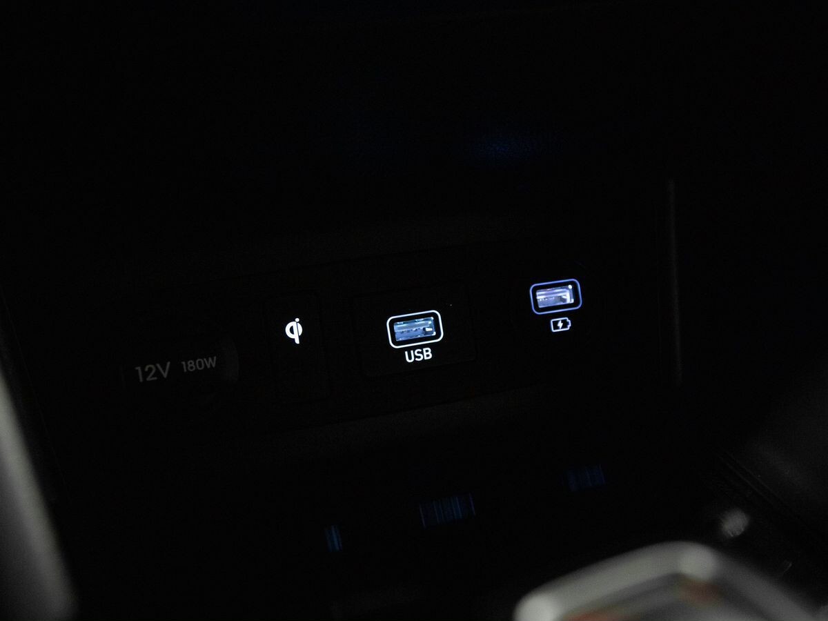 Hyundai Sonata 2021 - фото автомобиля