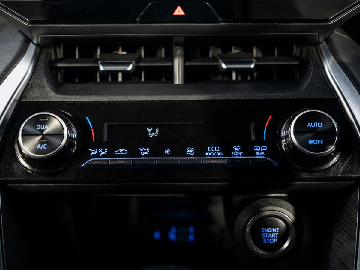Toyota Harrier 2020 - фото автомобиля