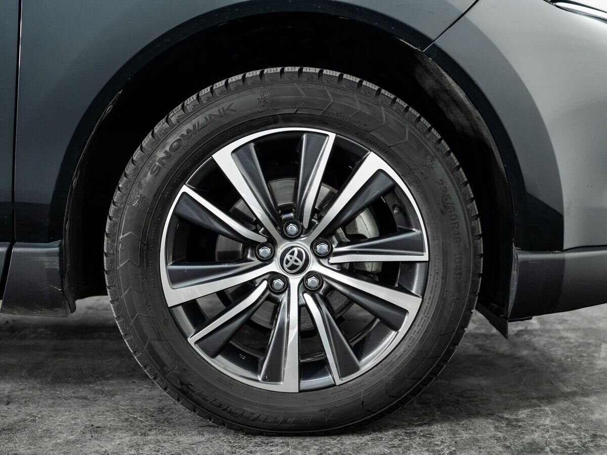 Toyota Harrier 2020 - фото автомобиля