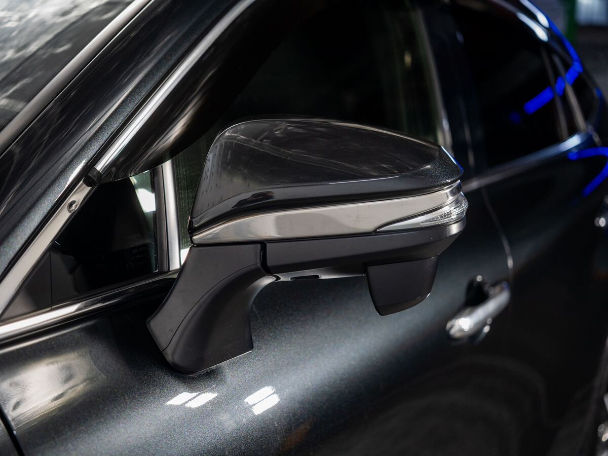 Toyota Harrier 2020 - фото автомобиля