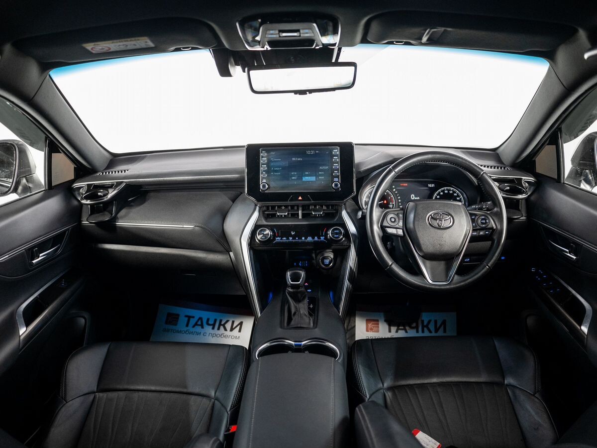 Toyota Harrier 2020 - фото автомобиля