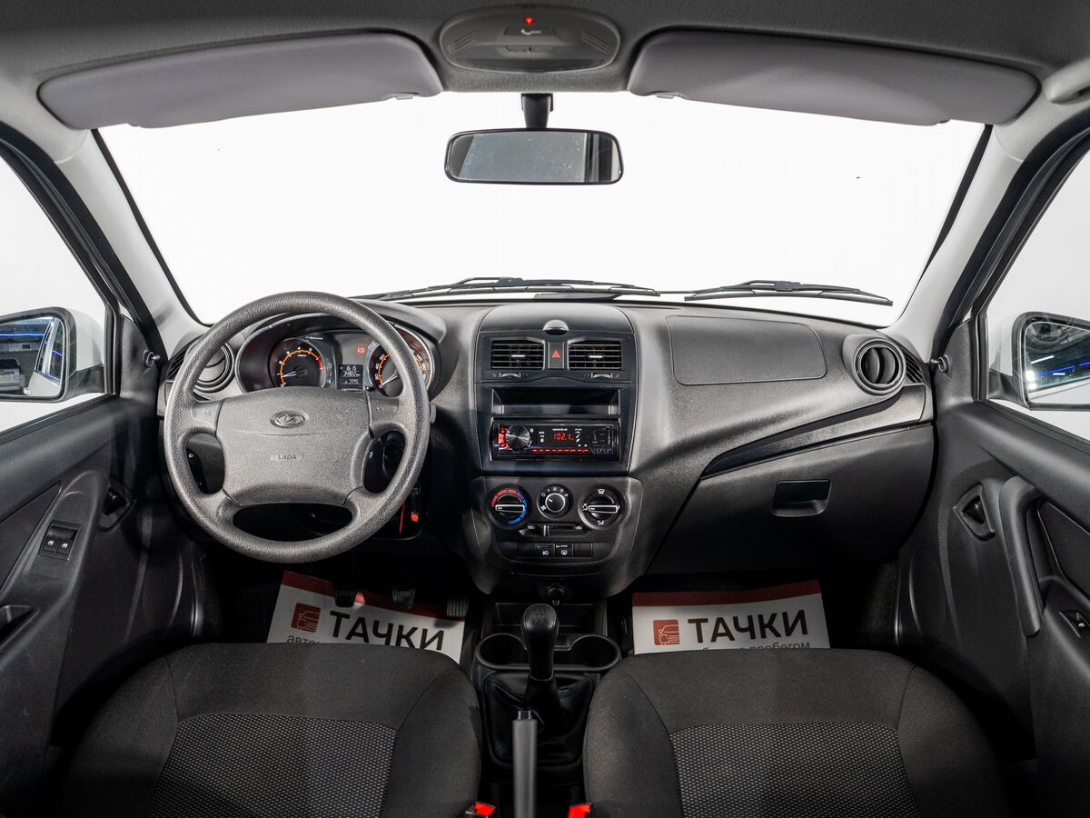 Лада Гранта 2024 - фото автомобиля