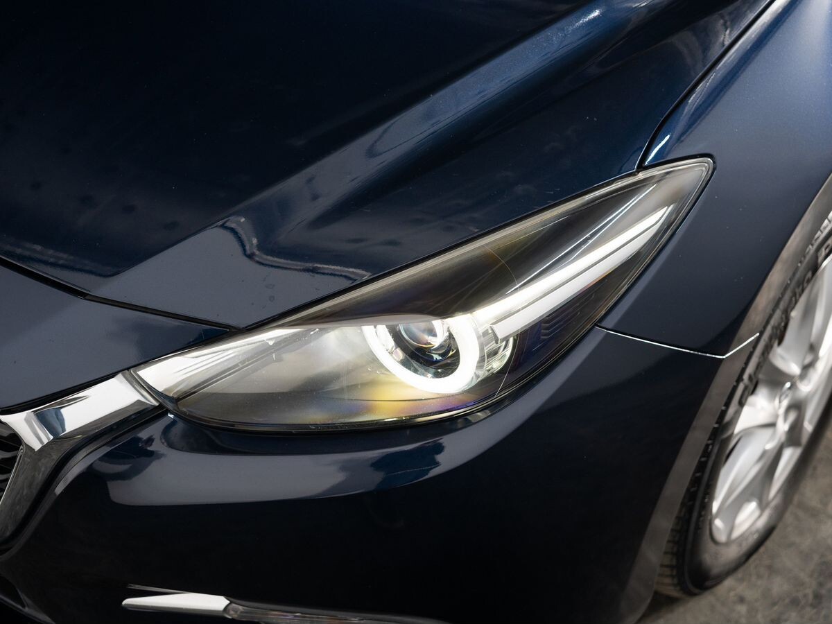 Mazda Axela 2016 - фото автомобиля