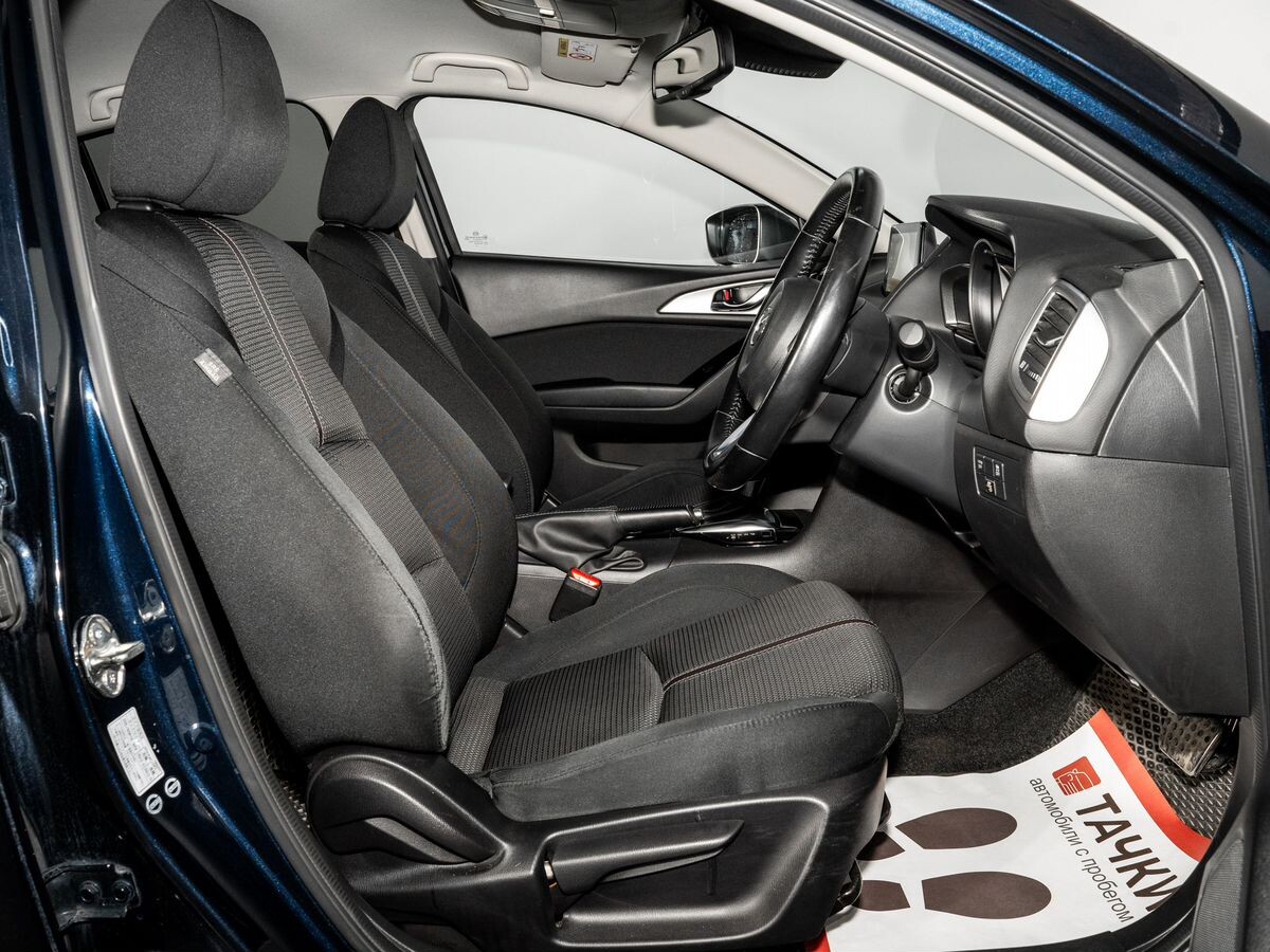 Mazda Axela 2016 - фото автомобиля