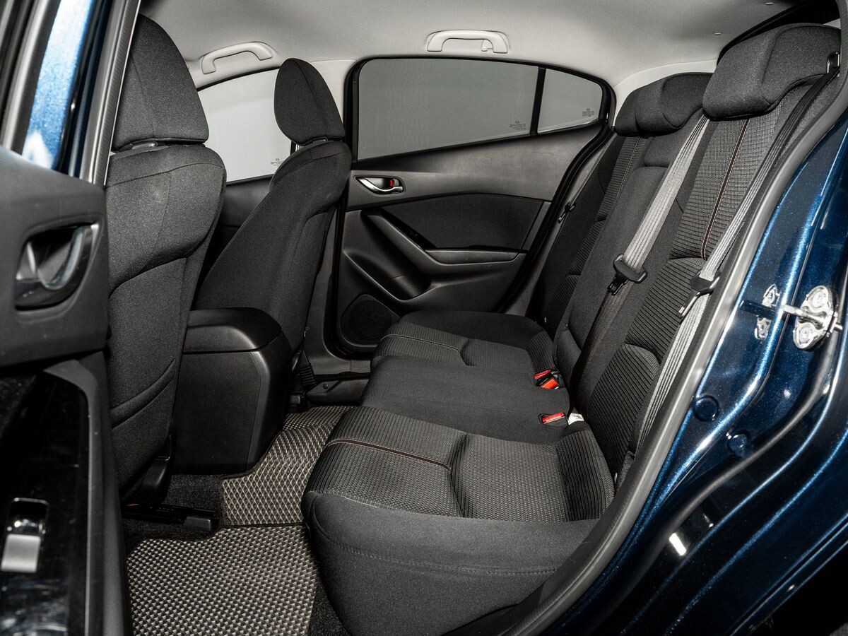 Mazda Axela 2016 - фото автомобиля