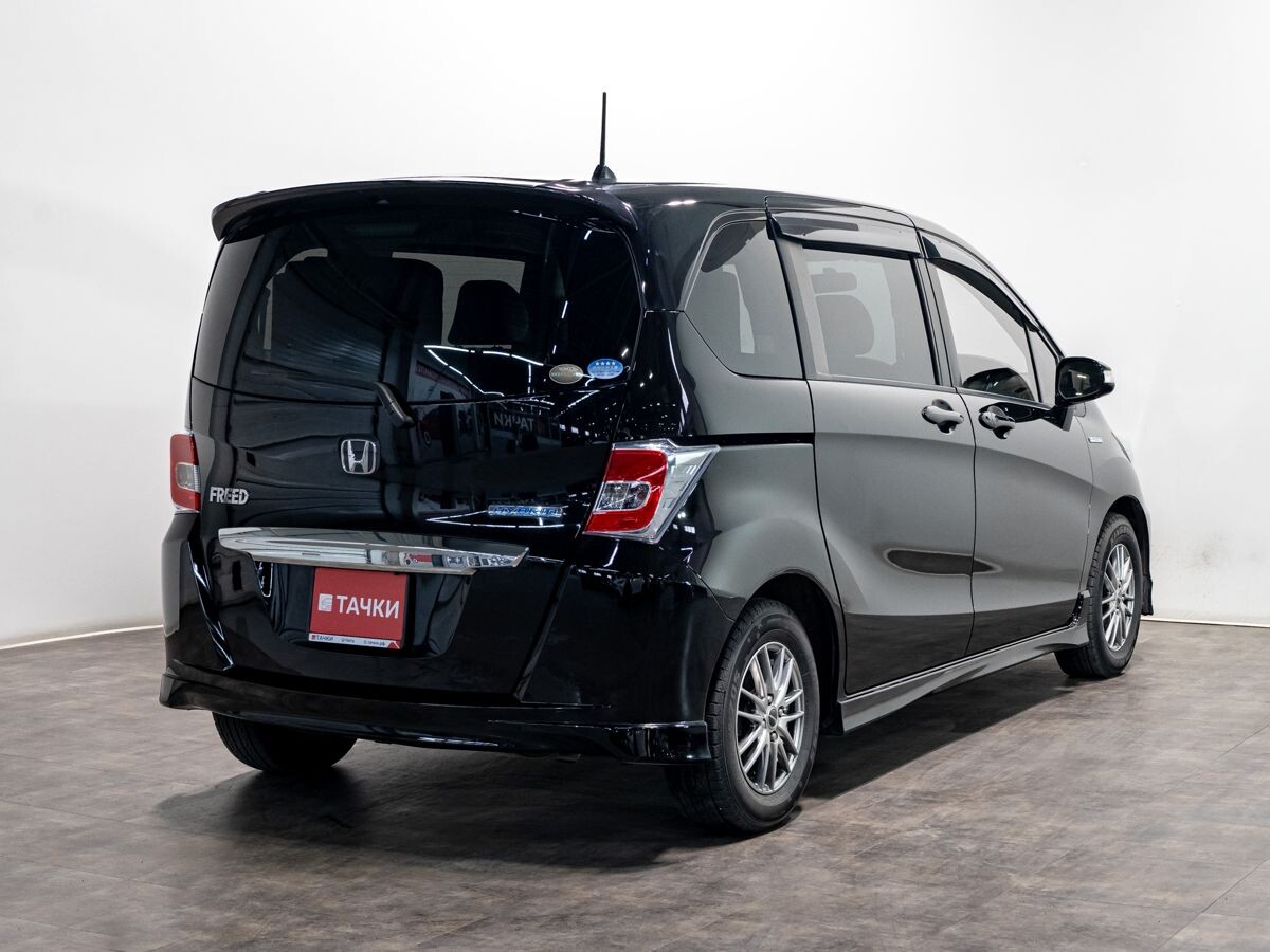 Honda Freed 2014 - фото автомобиля