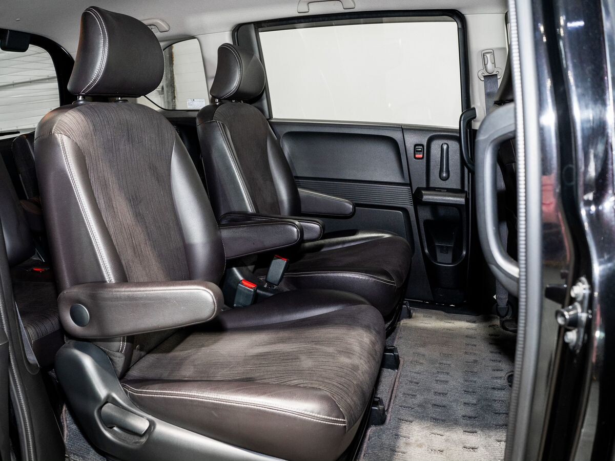 Honda Freed 2014 - фото автомобиля