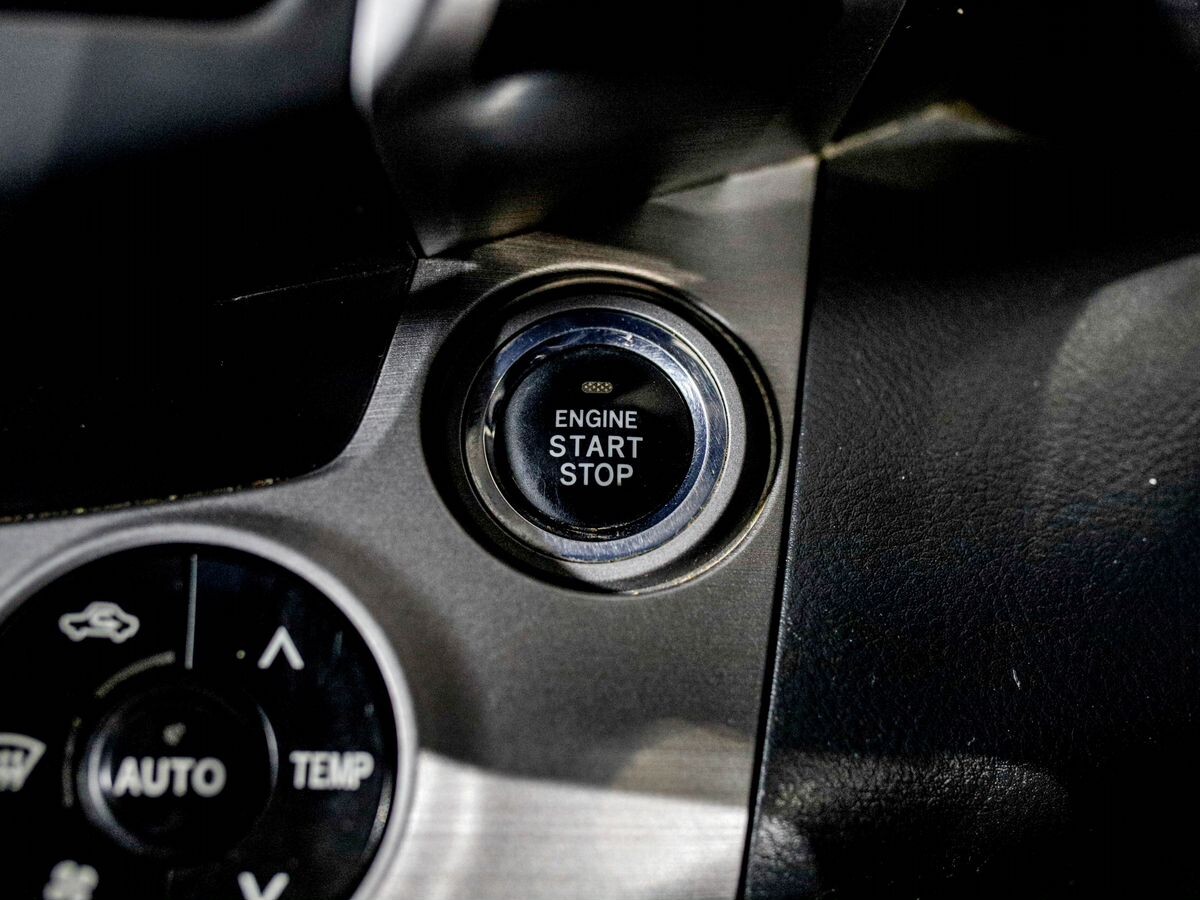 Toyota RAV4 2007 - фото автомобиля