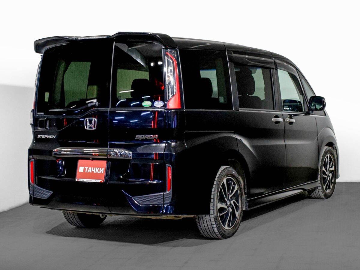 Honda Stepwgn 2016 - фото автомобиля