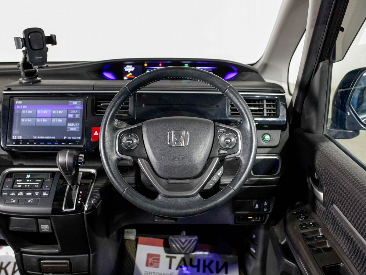 Honda Stepwgn 2016 - фото автомобиля