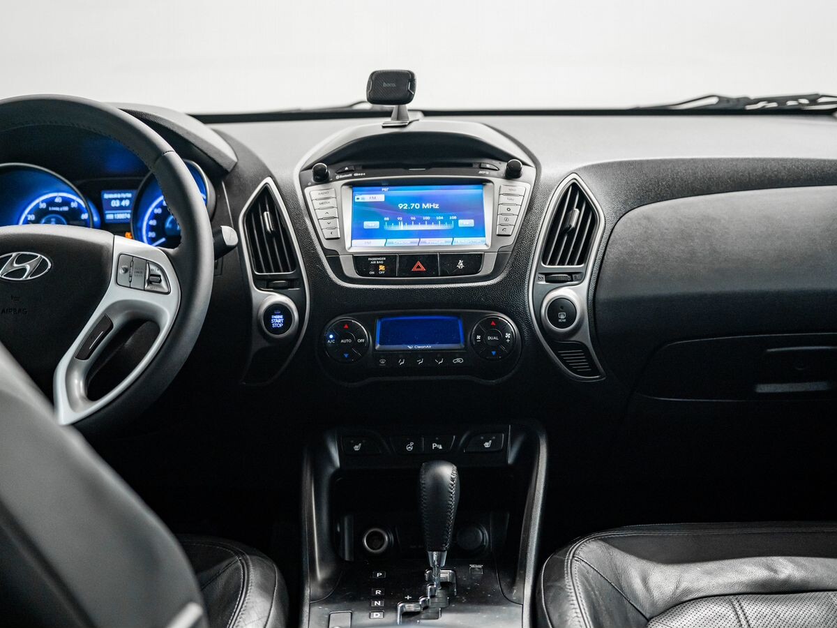 Hyundai ix35 2012 - фото автомобиля