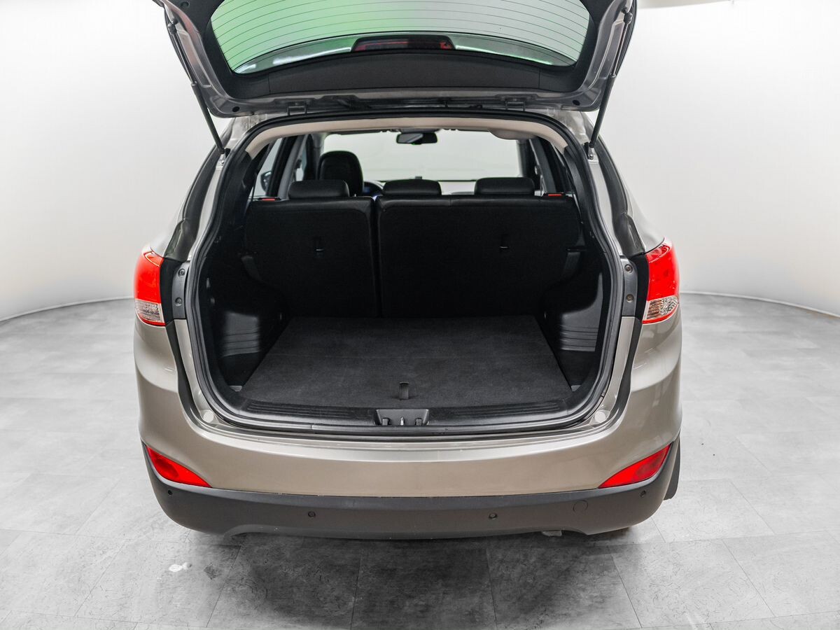 Hyundai ix35 2012 - фото автомобиля