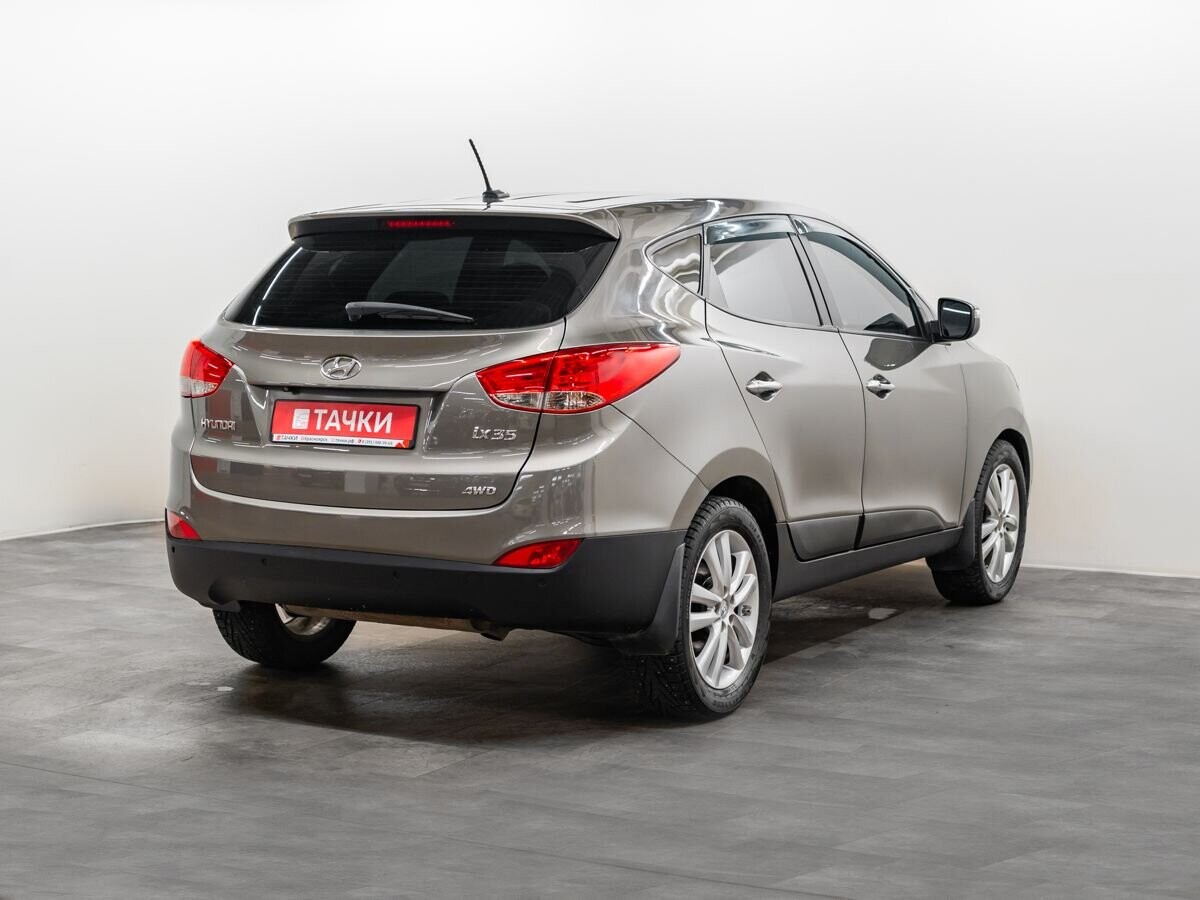 Hyundai ix35 2012 - фото автомобиля
