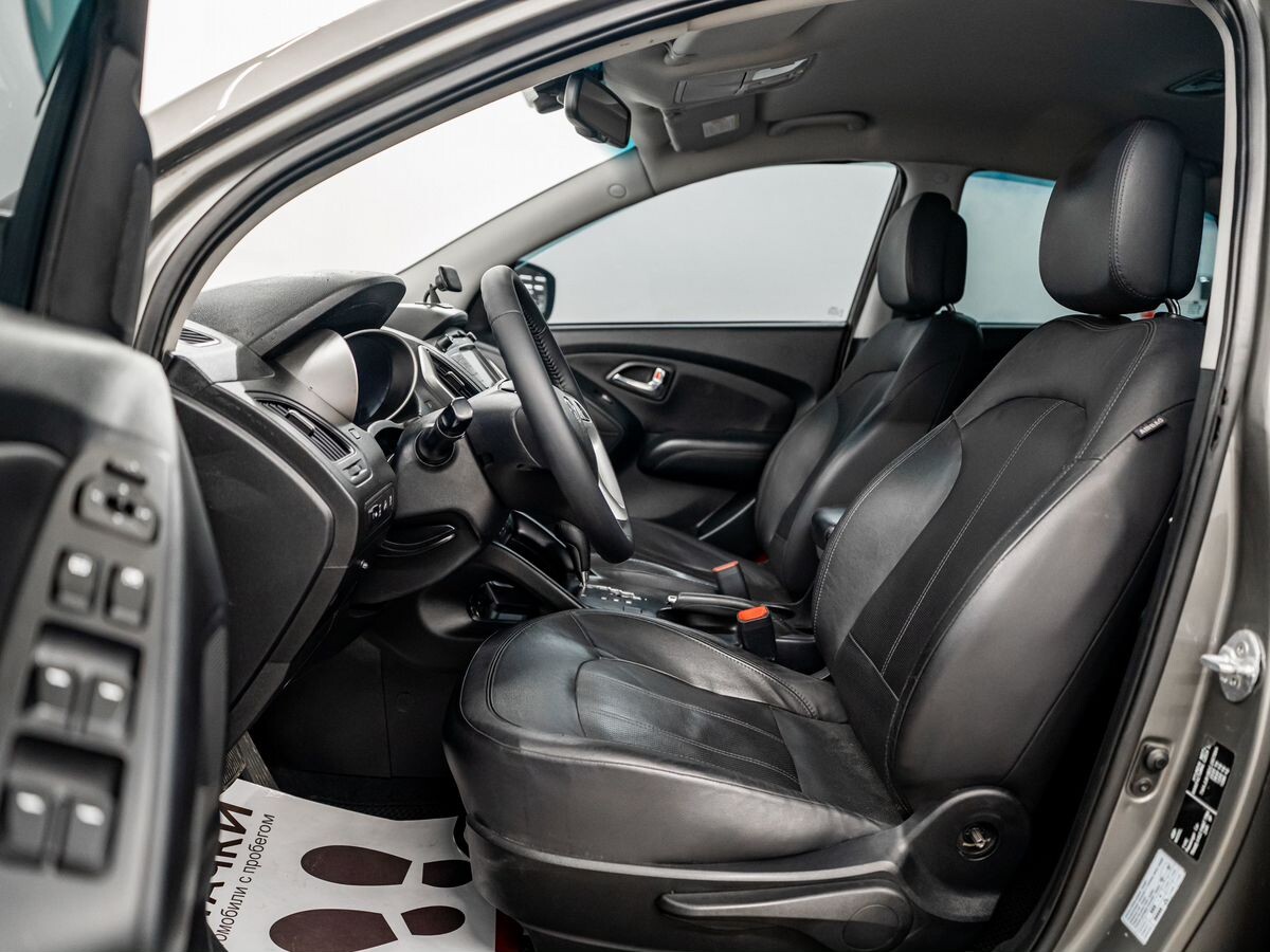 Hyundai ix35 2012 - фото автомобиля