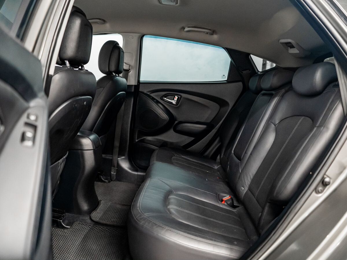 Hyundai ix35 2012 - фото автомобиля