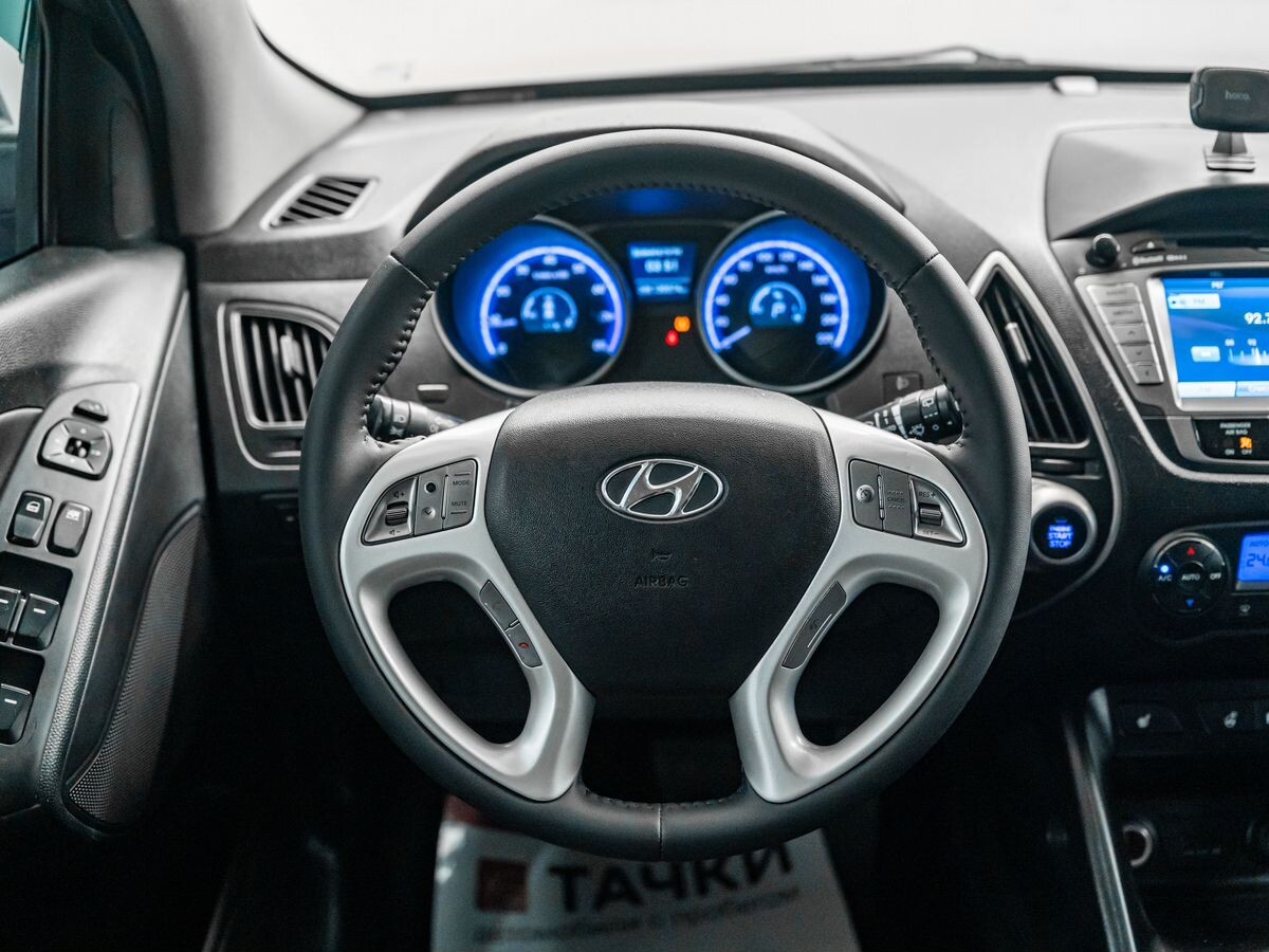 Hyundai ix35 2012 - фото автомобиля