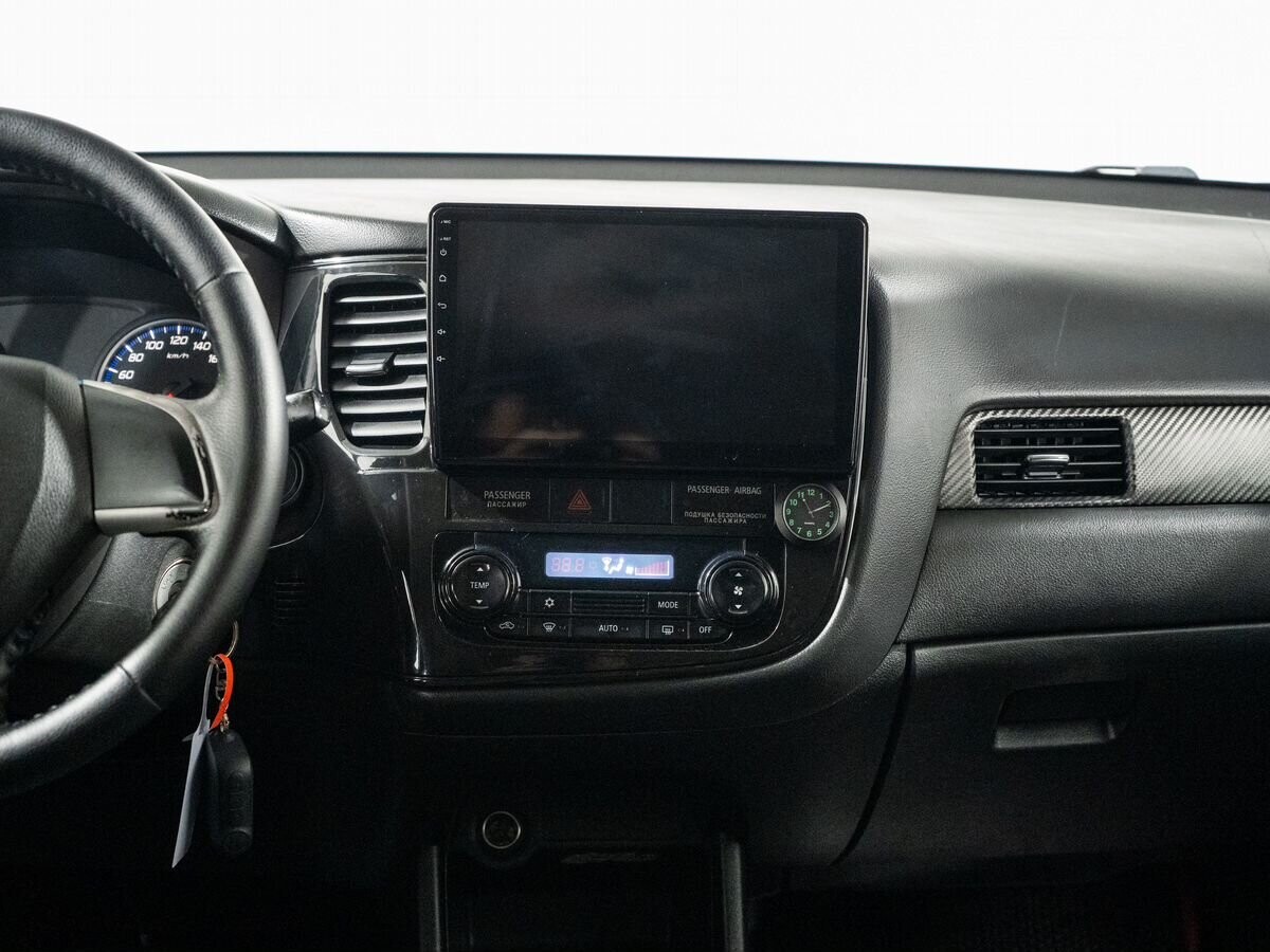 Mitsubishi Outlander 2013 - фото автомобиля