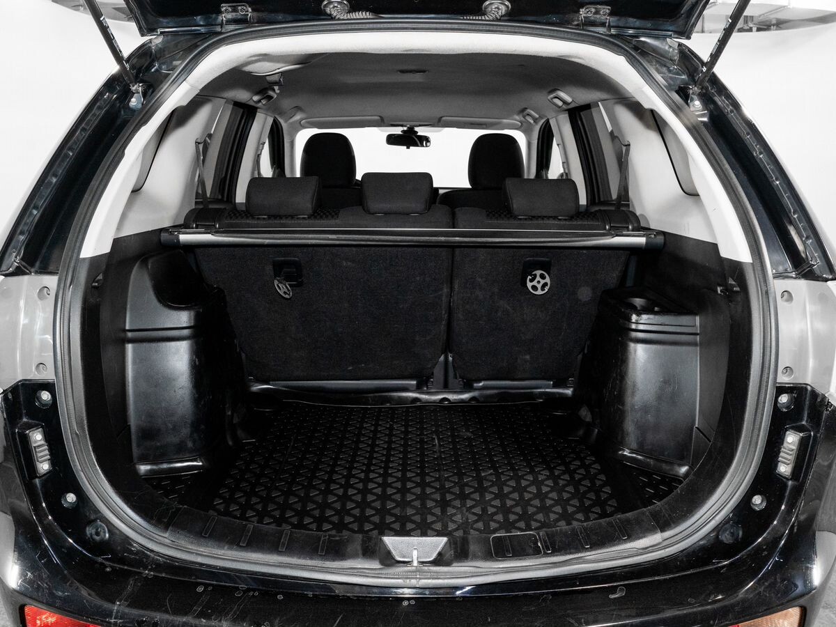 Mitsubishi Outlander 2013 - фото автомобиля