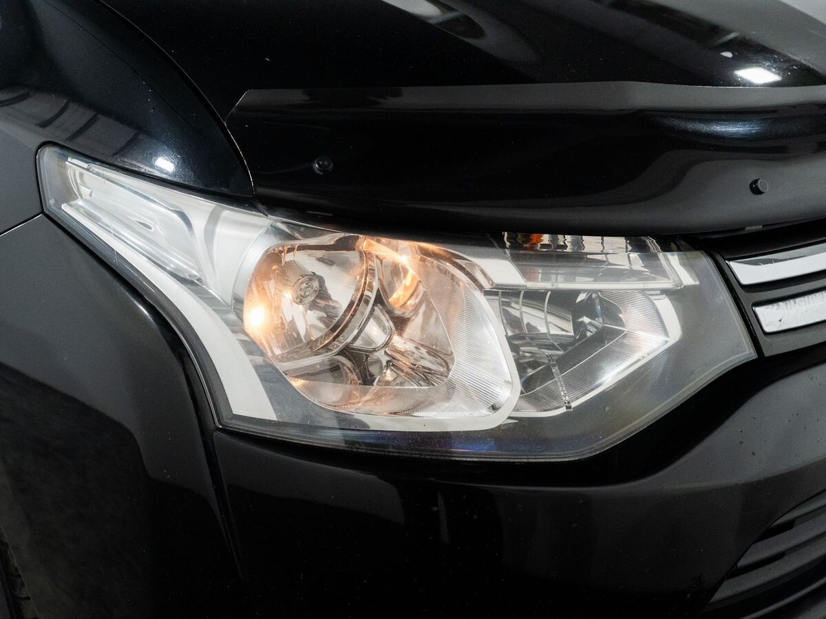 Mitsubishi Outlander 2013 - фото автомобиля